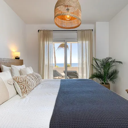 Renovated Casaris Big Balcony And Sea View