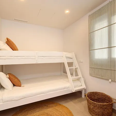 شقة Renovated Casaris Big Balcony And Sea View *