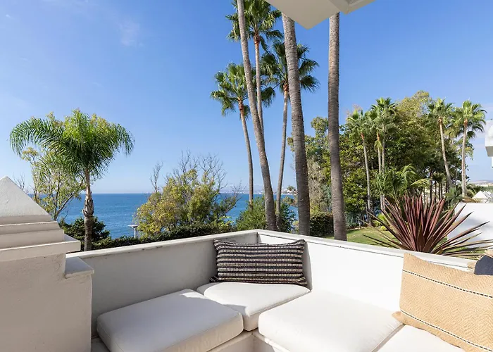 Renovated Casaris Big Balcony And Sea View شقة إِستيبونا