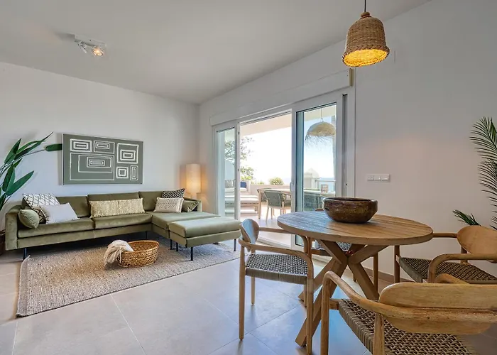 شقة Renovated Casaris Big Balcony And Sea View