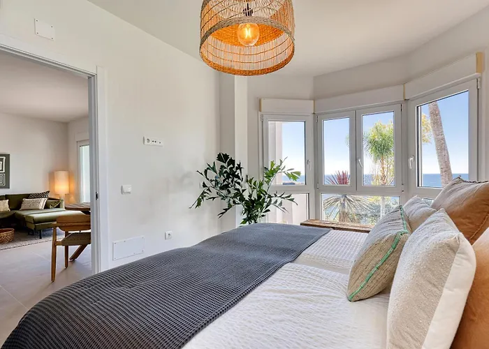 Renovated Casaris Big Balcony And Sea View * إِستيبونا