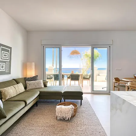 아파트 Renovated Casaris Big Balcony And Sea View *