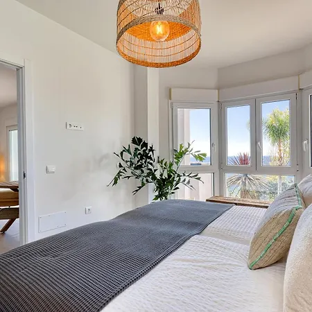Renovated Casaris Big Balcony And Sea View * 에스테포나
