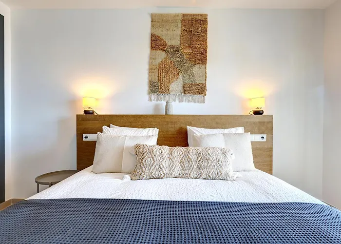 Renovated Casaris Big Balcony And Sea View