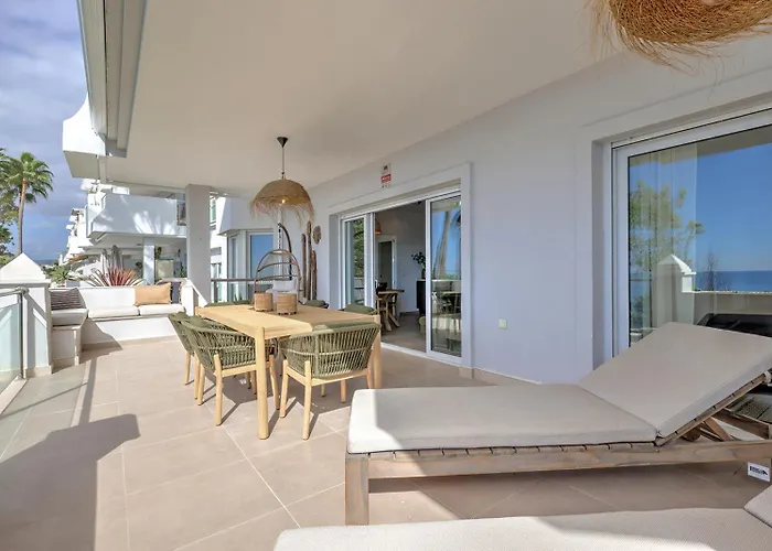 Renovated Casaris Big Balcony And Sea View Apartman *