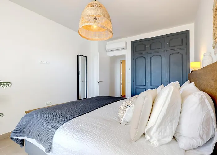 Renovated Casaris Big Balcony And Sea View *